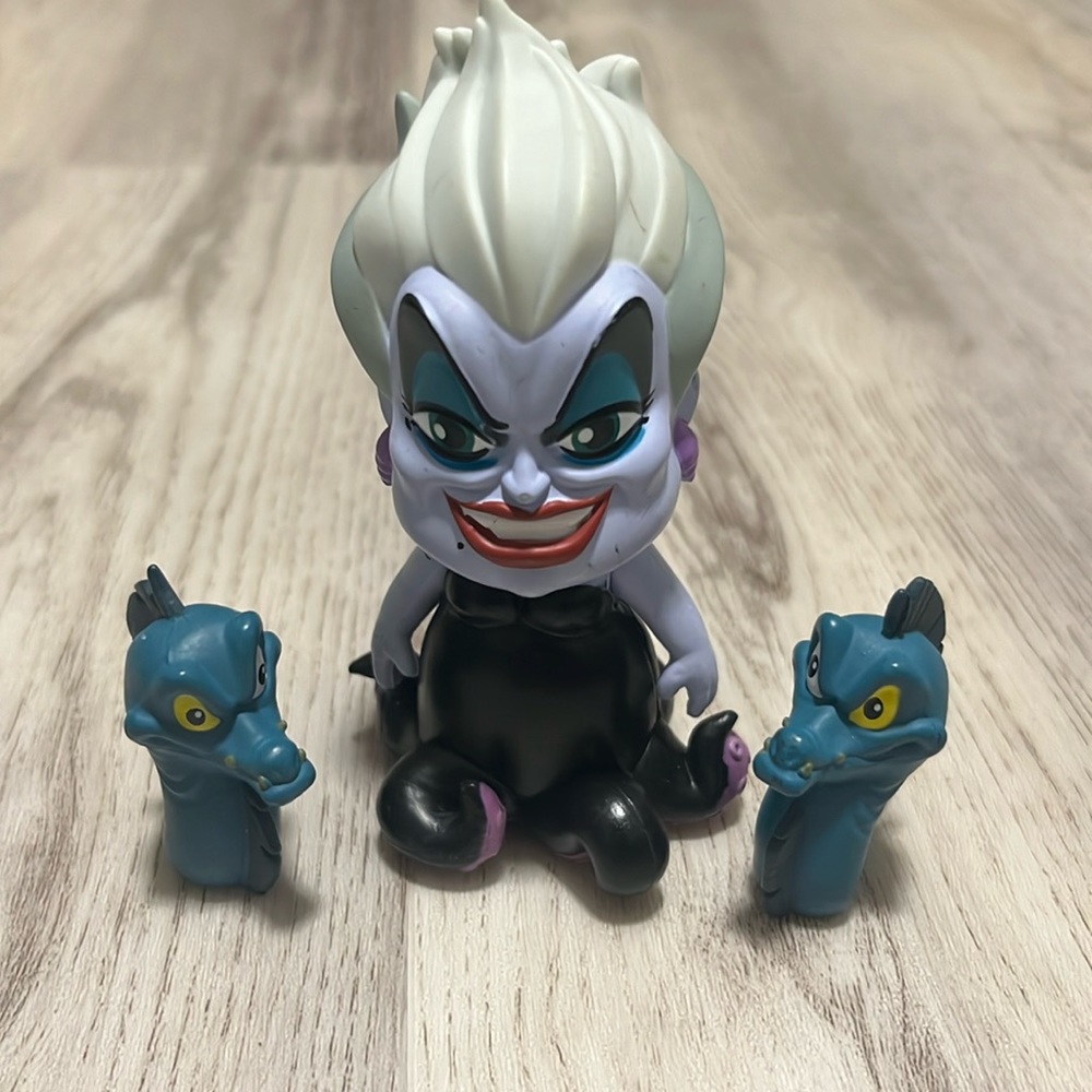 Disney Funko LLC 2019 Little Mermaid Ursula Figurine Sea Urchins Set